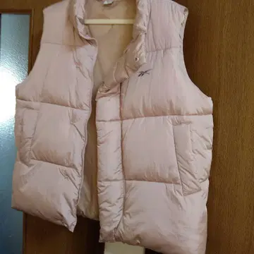 내추럴 뷰티 베이직 Reebok 핑크 다운 베스트 M 사이즈