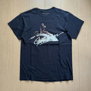 아리아나 그란데 스위트너 월드 투어 티셔츠