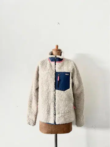 [ 새상품급 ] PATAGONIA 키즈 클래식 레트로-X
