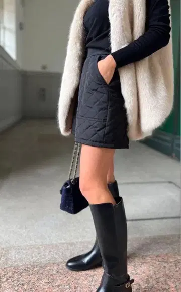 센트루니 퀼팅 숏팬츠 XS 블랙