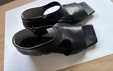 부츠 샌들 블랙 커팅 디자인 S 사이즈