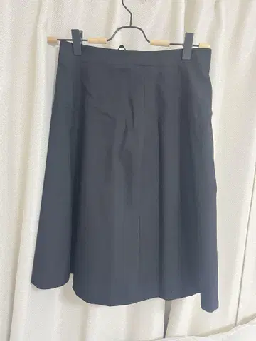 UNIQLO 커스텀 오더 스트레치 스커트 미들 기장
