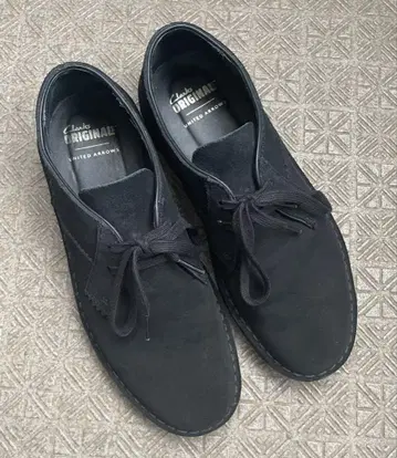 Clarks 오리지널 UA 콜라보 블랙 스웨이드, 27cm 중고