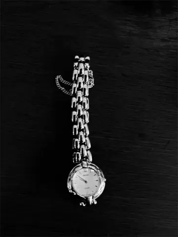 SEIKO 쿼츠 손목시계 실버