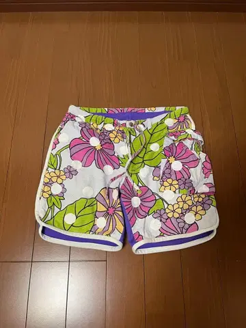 치킨 낫 숏팬츠