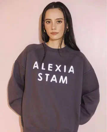 ALEXIA STAM 로고 트레이닝복 맨투맨 브라운