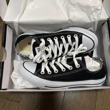 컨버스 올스타 블랙 스니커즈