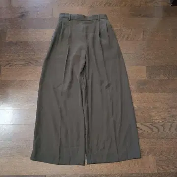 디스코트 욕심쟁이 2턱 와이드 팬츠