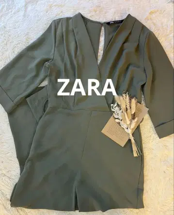 ZARA 올리브 그린 포멀 점퍼 수트