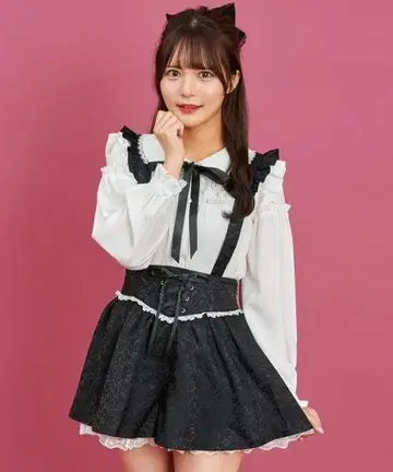 M 시크릿허니 서스펜더 부착 자카드 플레어 팬츠 블랙 치마바지
