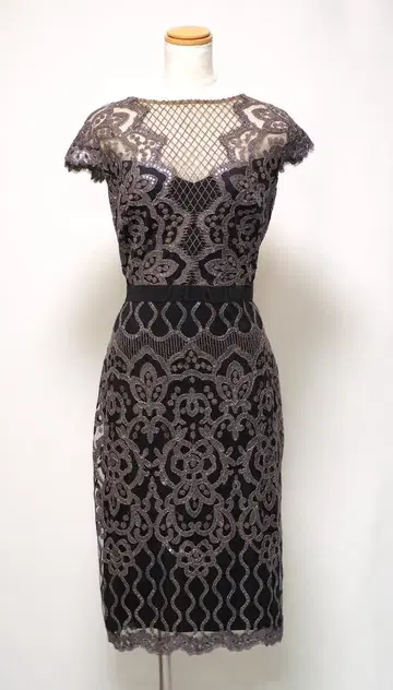 TADASHI SHOJI 원피스 [ 8 ] / 11~13호 정도
