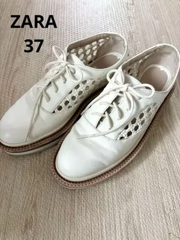ZARA BASIC 화이트 레이스업 슈즈 더비 슈즈