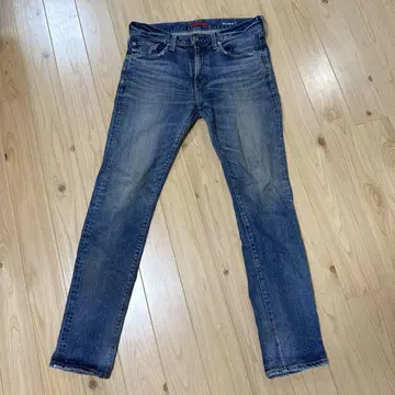 RhythmZ RED CARD 빔즈 데님 청바지