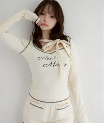 새상품 andmary 앤드마리 Judy 세트업 아이보리