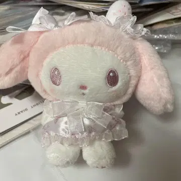 마이멜로디 화이트 딸기 티타임 마스코트 키링