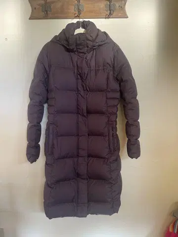 patagonia 롱 다운 자켓 다크 브라운