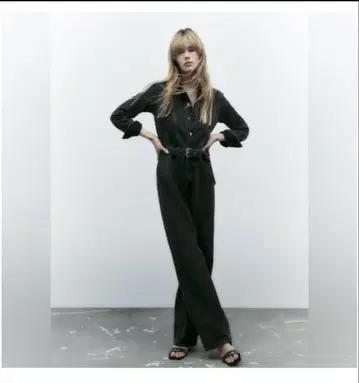 새상품급 ZARA 블랙 데님 올인원 점프 수트 그레이 데님 긴팔 xs