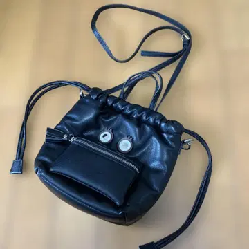nouer 페이스 모티브 복조리 백 블랙 숄더