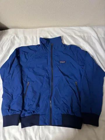 파타고니아 배기 자켓 S 사이즈 SPRB