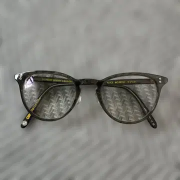 Garrett Leight Alice 안경 카키 계열