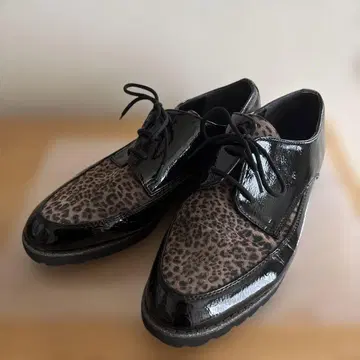 nouer 누에르 야마다야 에나멜 로퍼 레오파드 무늬 37