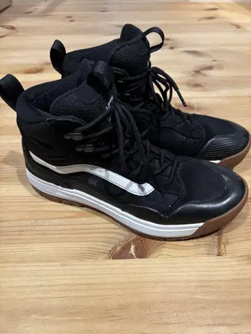 VANS ULTRARANGE 하이컷 Gore-Tex