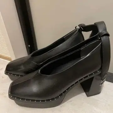 HARE 펌프스 힐 스터드 통굽 한국 패션
