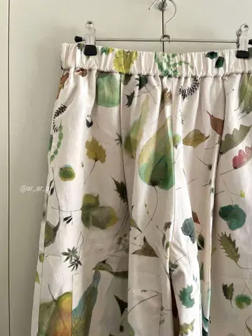 ARTS&SCIENCE One Tuck Relaxed Fit Pants