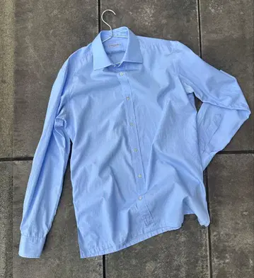 Charvet 라이트 블루 긴팔 셔츠