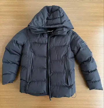 Lorenzo Veratti 다운 자켓 블랙 컬러 (세일 중)