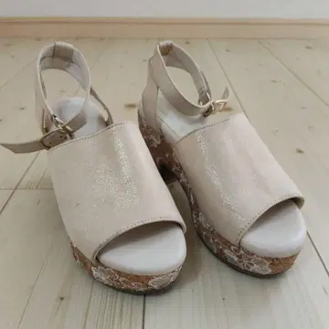 자수 웨지솔 샌들 M