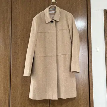 베이지 울 피코트 무릎 기장