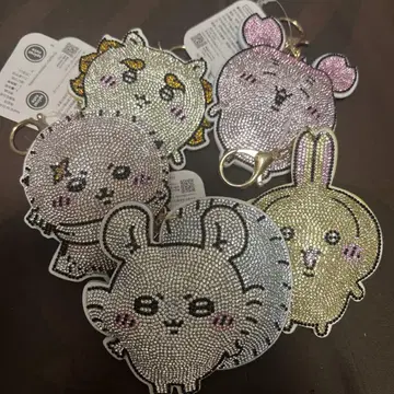 치이카와 (먼작귀) 큐빅 키링 토끼 모몽가