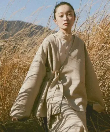 [새상품] moitytto 소매 버튼 벨트 부착 자켓 셋업 가능