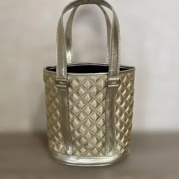 Marc Jacobs 골드 토트백