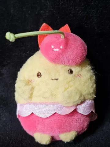 산리오 새우튀김 꼬리 체리_펜펜 후르츠 바캉스