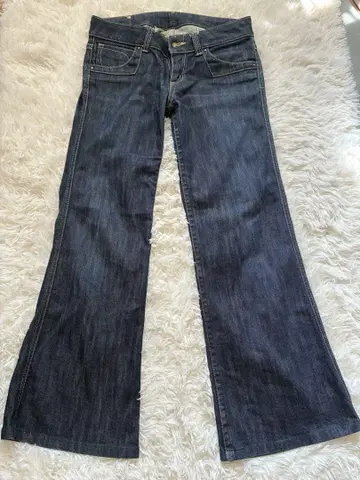 y2k 밥슨 와이드 플레어진 여성용 모델 Queens Low