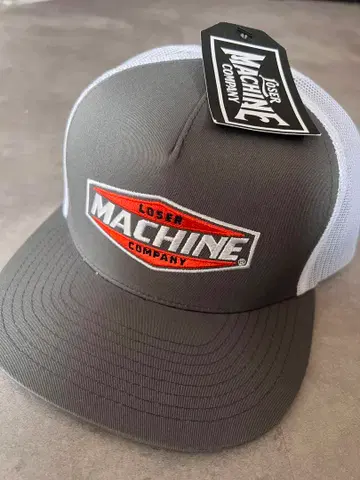 LOSER MACHINE COMPANY 트래커 캡