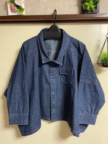 다크 블루 데님 자켓 박스 실루엣