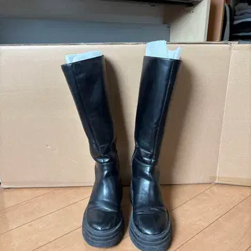 LOWRYS FARM 24-24.5cm 블랙 가죽 롱 부츠 통굽