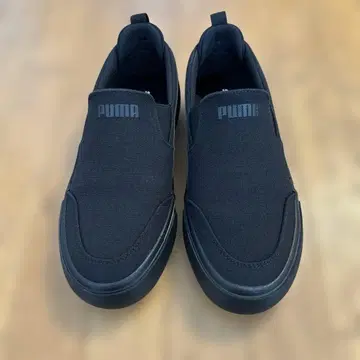 PUMA 코트 클래식 벌크 블랙 슬립온