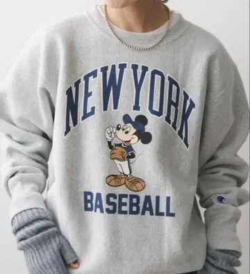 스픽앤스팬 Champion 챔피온 CREWENECKSWEAT