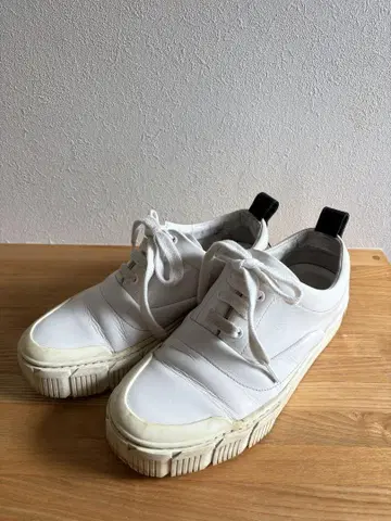 PIERRE HARDY US01S21CALF 37.0 화이트-블랙