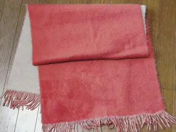 벽돌색과 베이지색 캐시미어 스톨 숄 초 메루카리 시장 가격 인하 중!