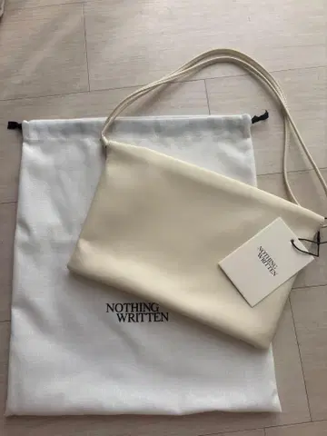 NOTHING WRITTEN 아이보리 숄더백 나싱 리튼