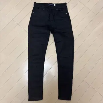 LEVI'S 스키니 데님 블랙