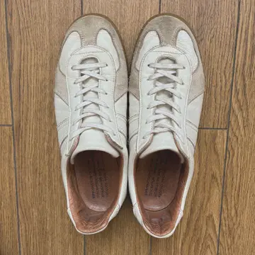 리프로덕션 오브 파운드 저먼 밀리터리 트레이너 38