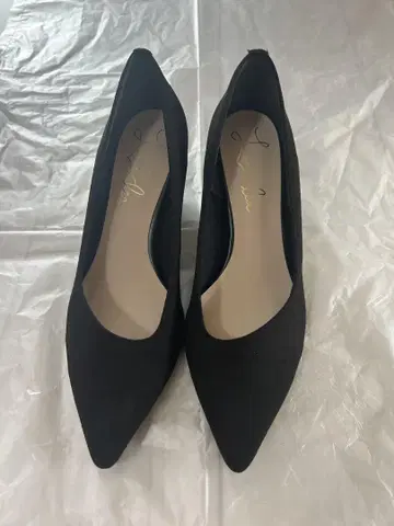 Launa lea 블랙 스틸레토 펌프스