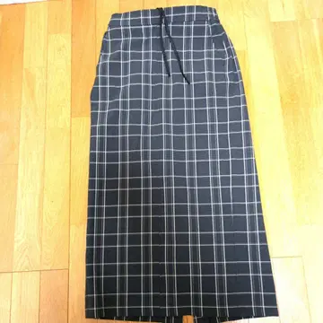 유나이티드 애로우즈 타이트 롱 스커트