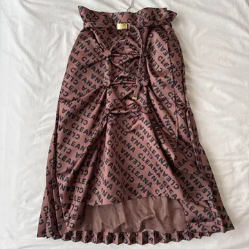 [새상품급] CLEANA 클리나 스커트 허리 73cm 벨트 포함